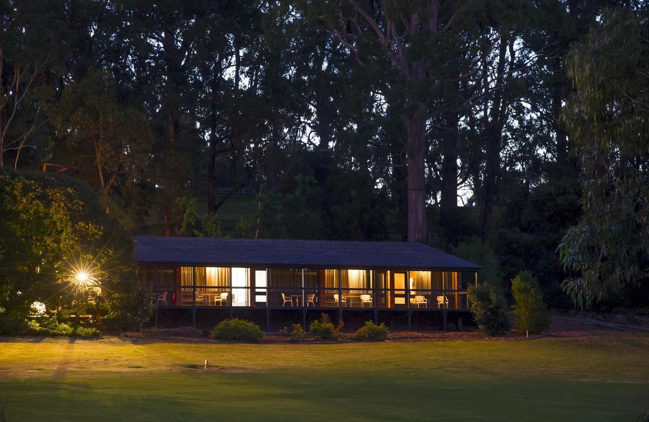 Мотель The Stirling Golf Club Екстер'єр фото